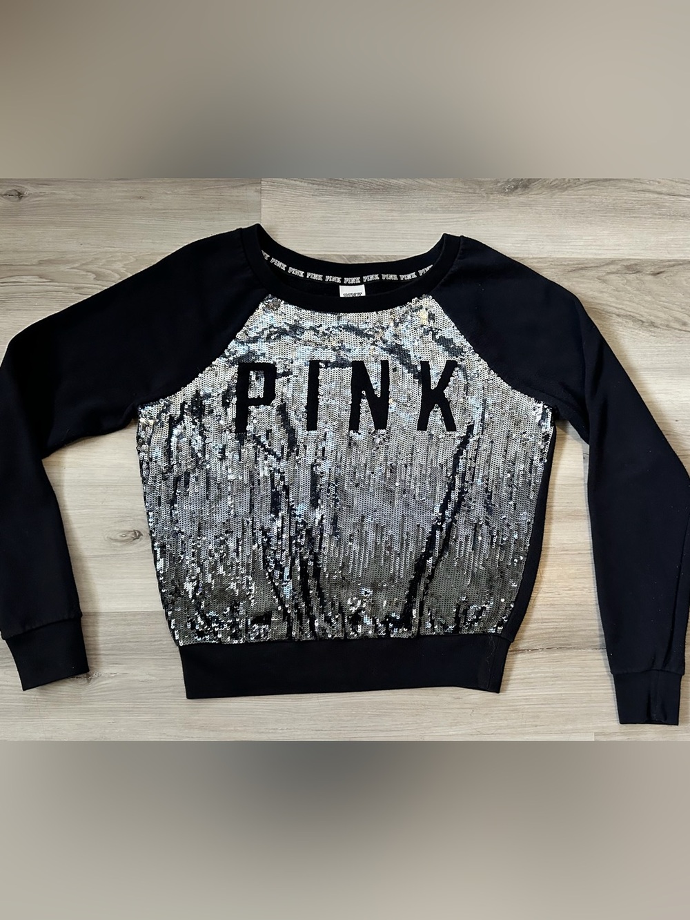 Women’s PINK Victoria Secret Ombré Sequins Long Sleeve Pullover - Rare Find